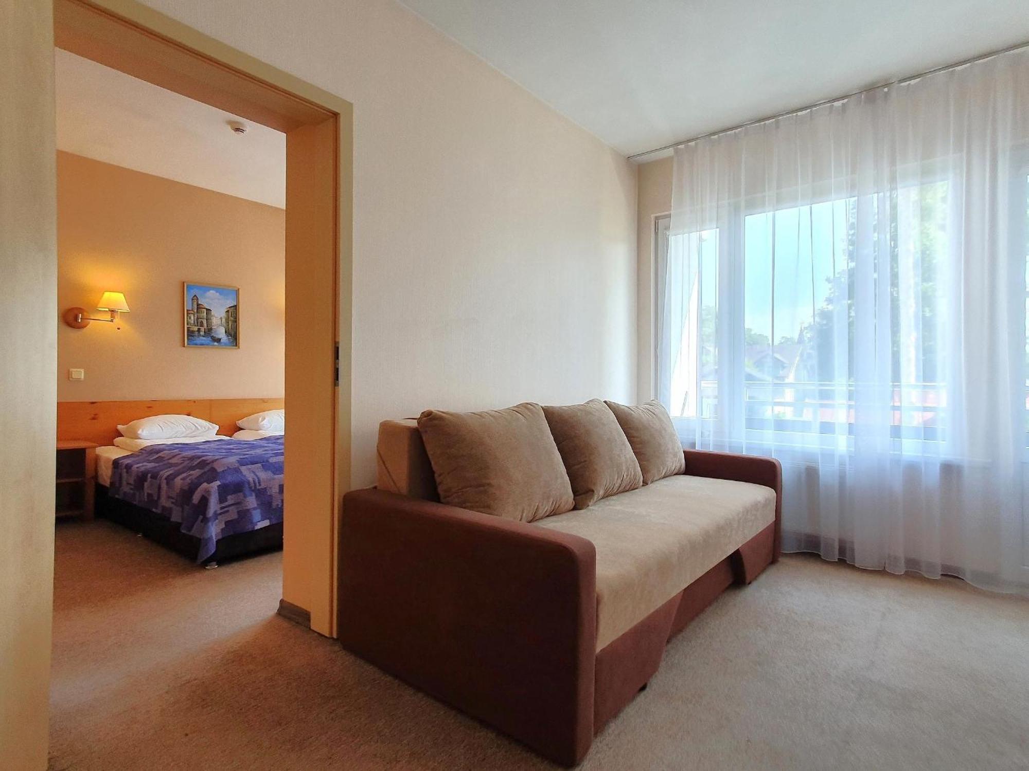 Good Stay Eiropa Hotel Economy Jurmala Ngoại thất bức ảnh