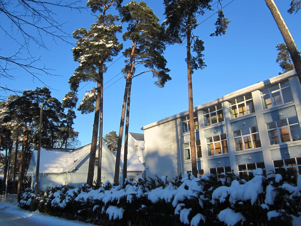 Good Stay Eiropa Hotel Economy Jurmala Ngoại thất bức ảnh